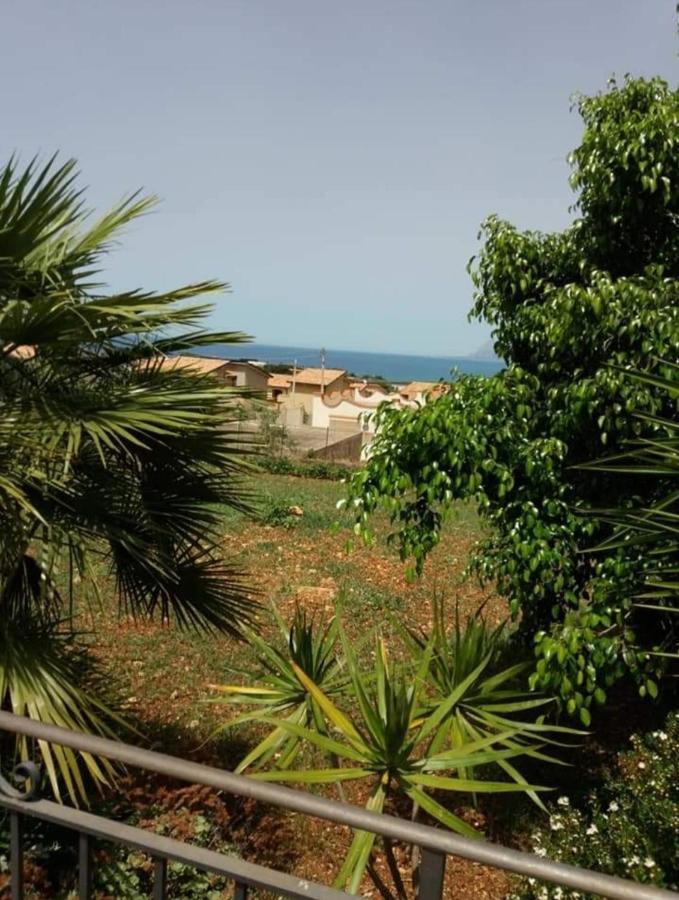 appartamento in villa splendente Castellammare del Golfo Esterno foto