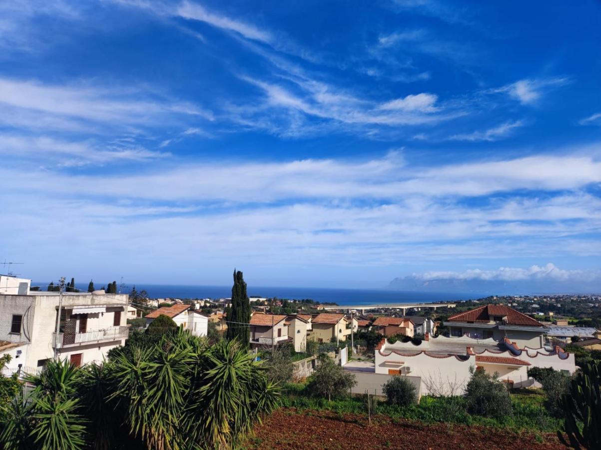 appartamento in villa splendente Castellammare del Golfo Esterno foto
