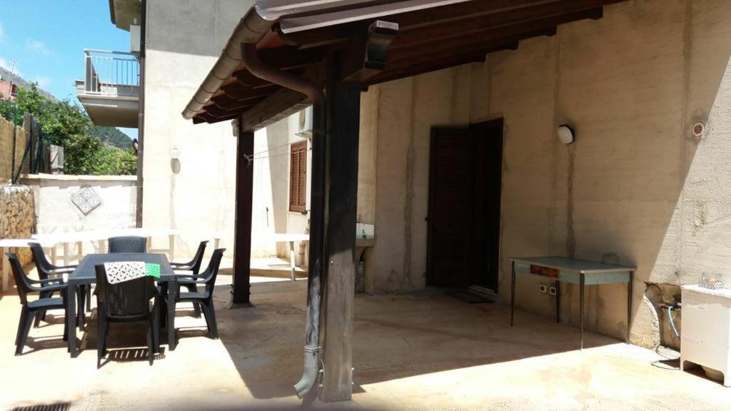 appartamento in villa splendente Castellammare del Golfo Esterno foto
