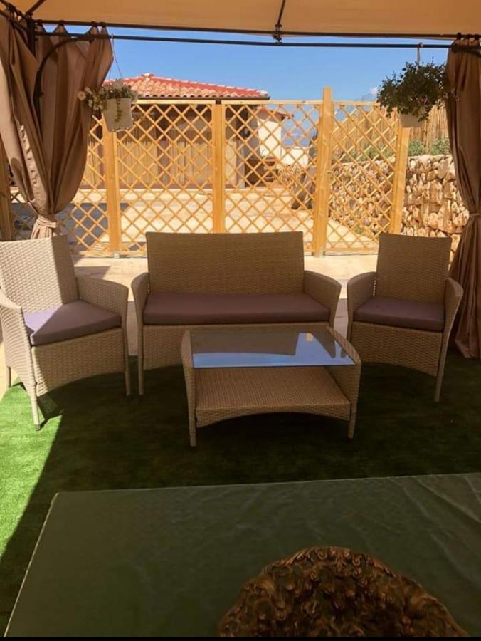 appartamento in villa splendente Castellammare del Golfo Esterno foto