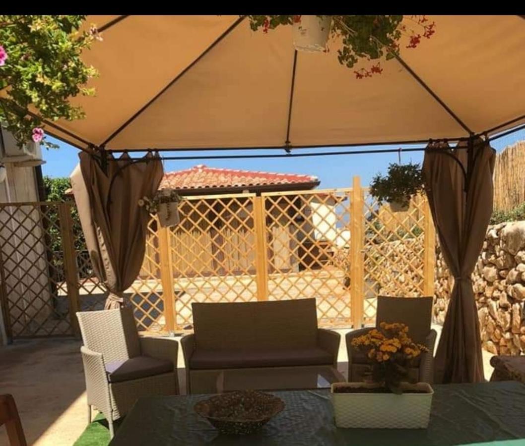 appartamento in villa splendente Castellammare del Golfo Esterno foto